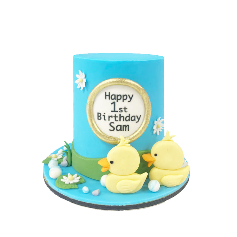 Baby Ducklings Cake